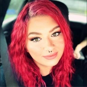 Meet your Posher, Kendra